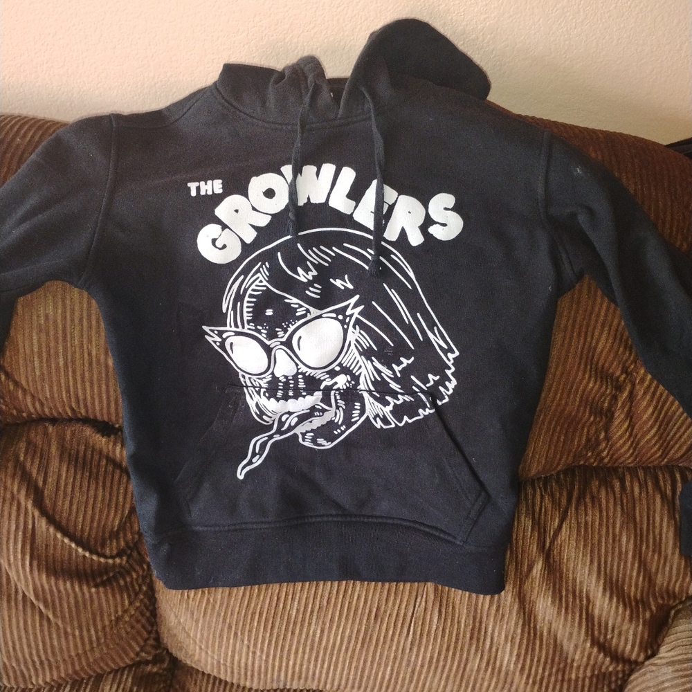 Small Growlers hoodie